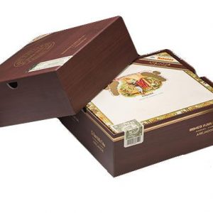 ROMEO Y JULIETA CHURCHILLS AÑEJADOS AT