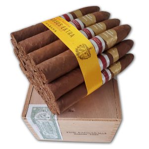 POR LARRAÑAGA BELICOSOS EXTRA (EX. ASIA PACIFICO 2008)